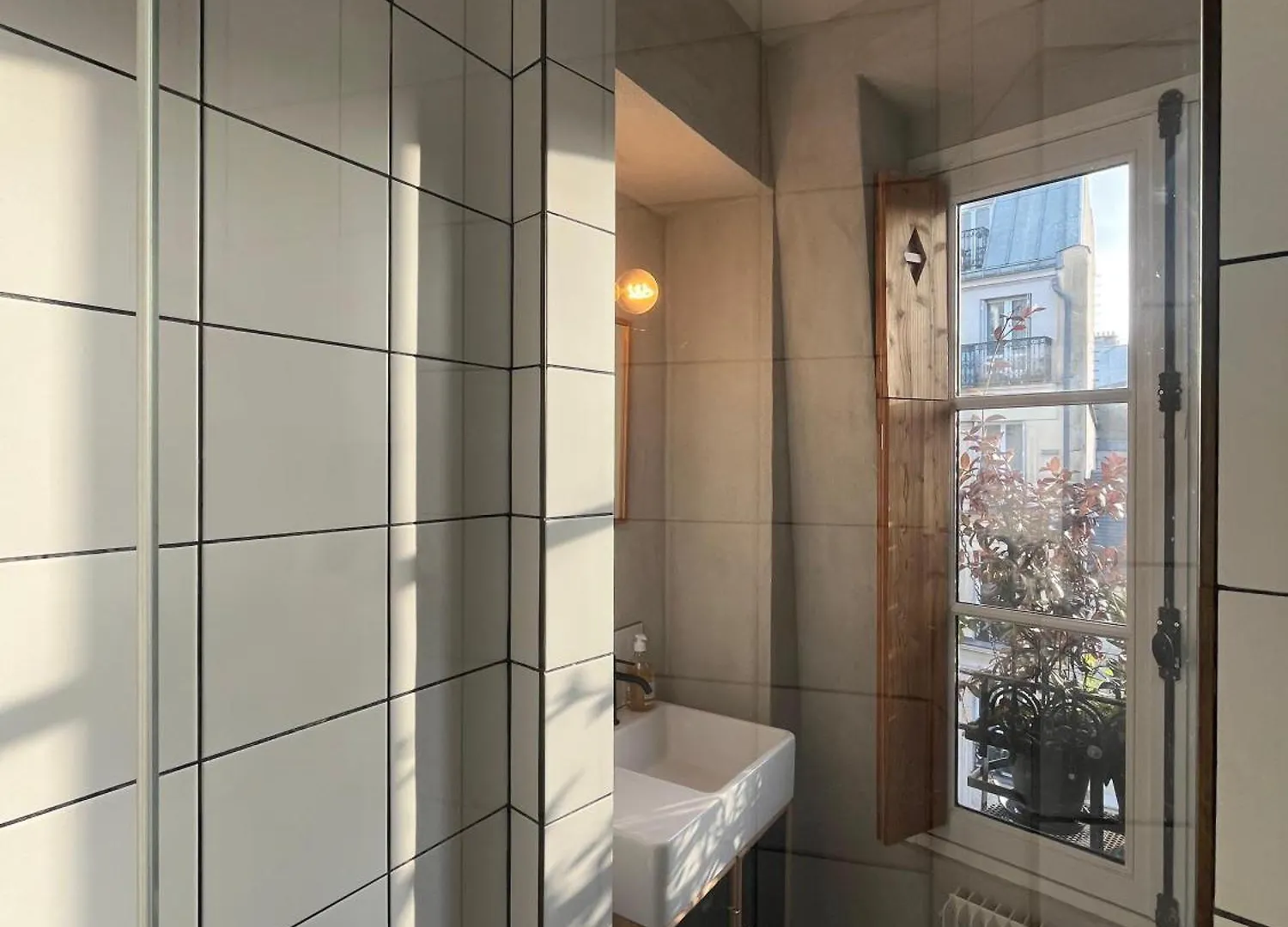 Famous Parisian Designer'S Pied-A-Terre In Le Marais Apartment Paris