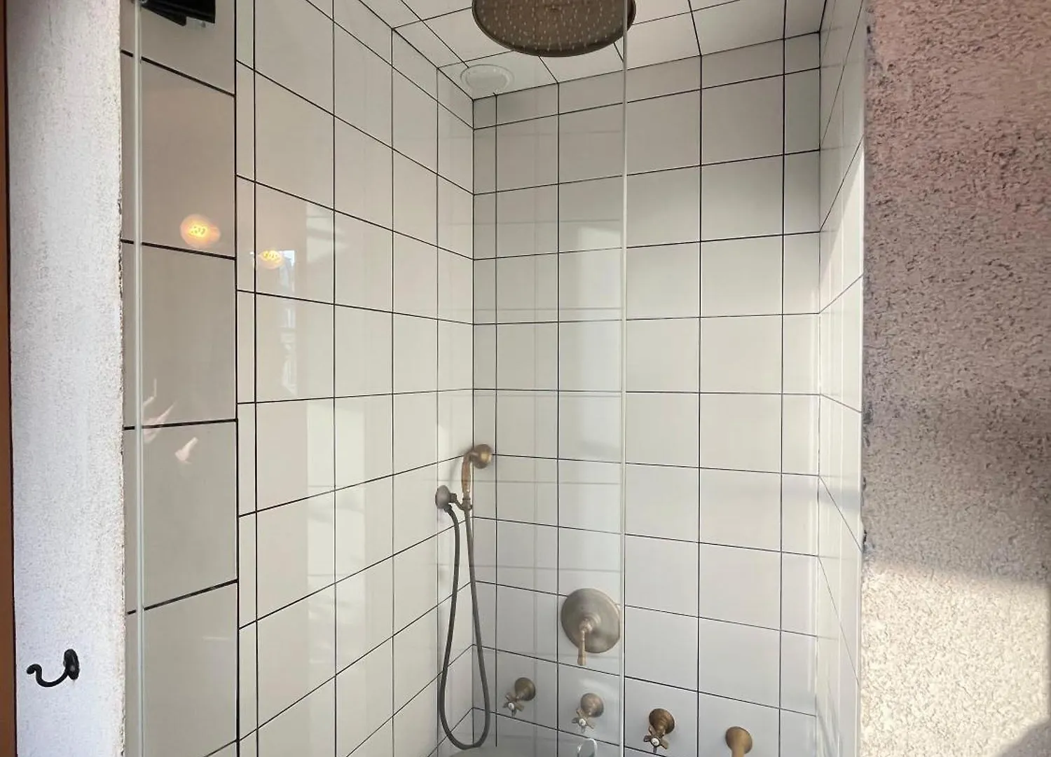 Famous Parisian Designer'S Pied-A-Terre In Le Marais Apartment  Paris